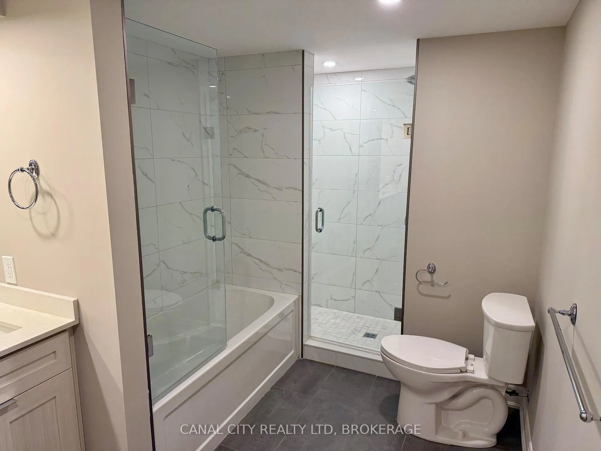 Photo 13 of Unit 404, 10 Albert Street E, Thorold, Thorold Downtown — HOMEH
