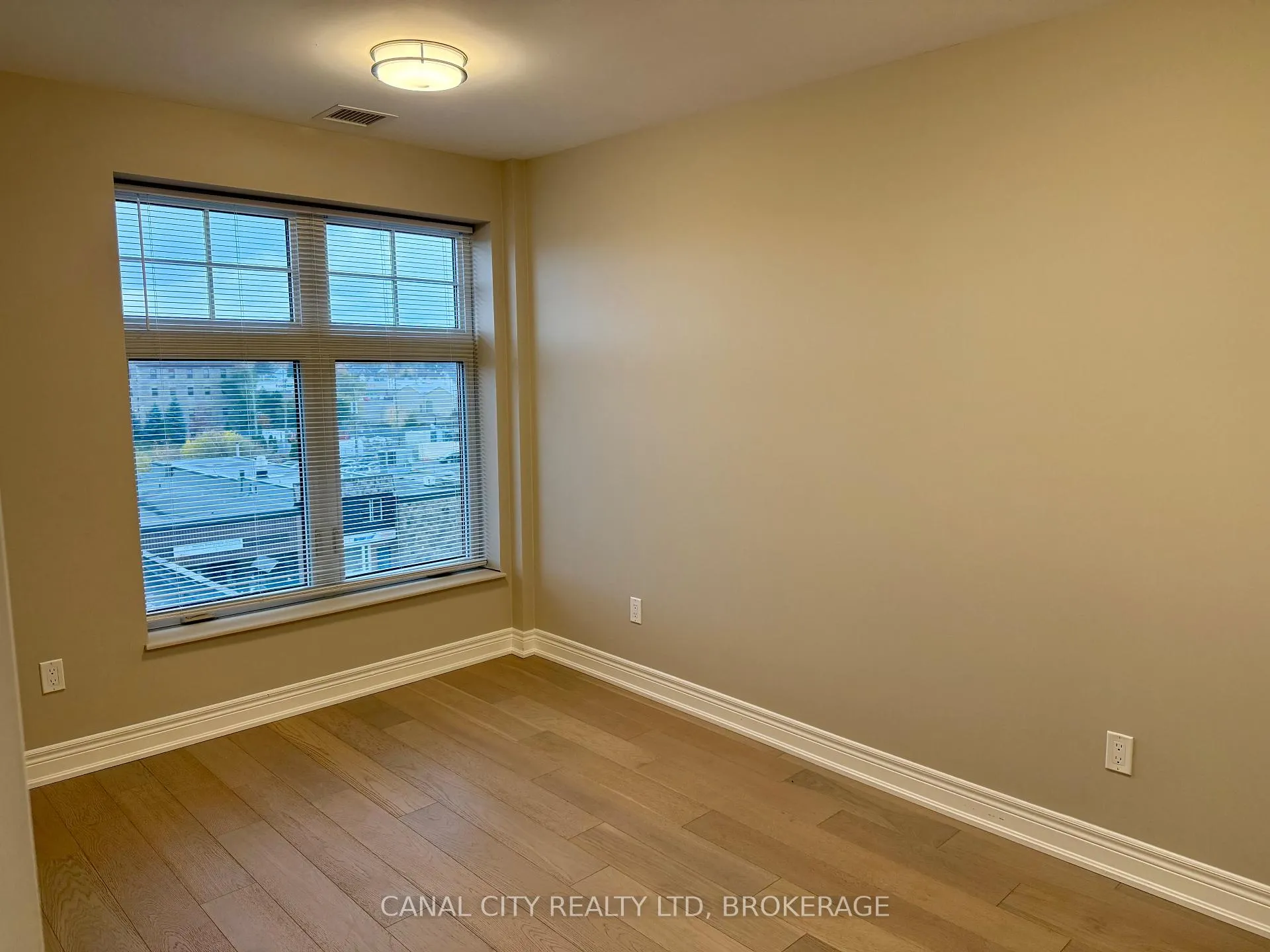 Photo 16 of Unit 404, 10 Albert Street E, Thorold, Thorold Downtown — HOMEH