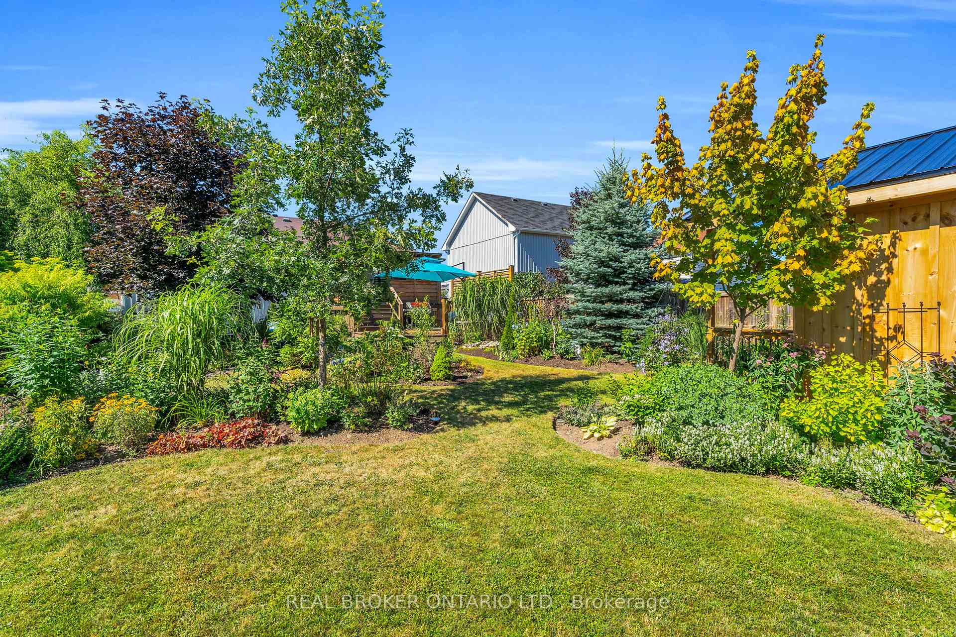 Photo 33 of 292 Regina Street, Clearview, Stayner — HOMEH