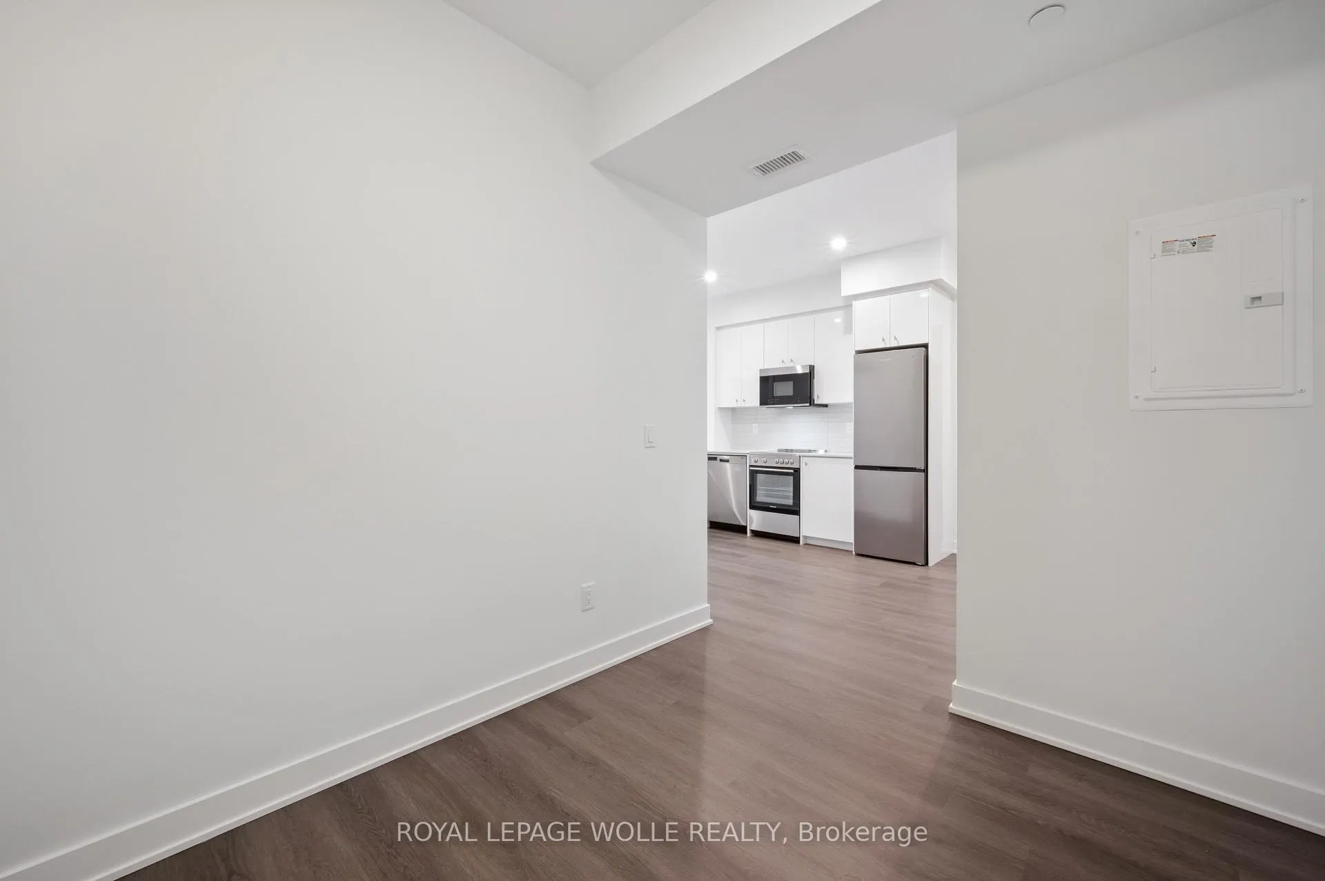 Photo 9 of Unit 2901, 25 Wellington Street S, Kitchener — HOMEH