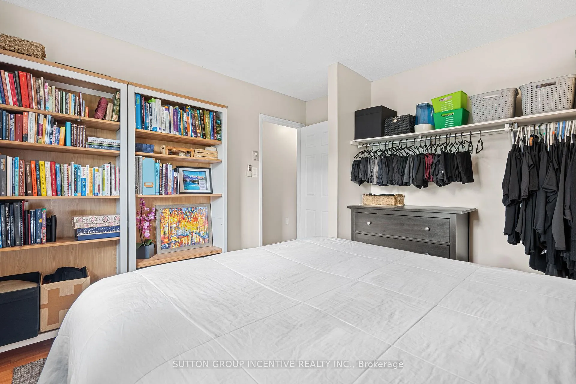 Photo 19 of Unit 3, 15 Meadow Lane, Barrie, Ardagh — HOMEH