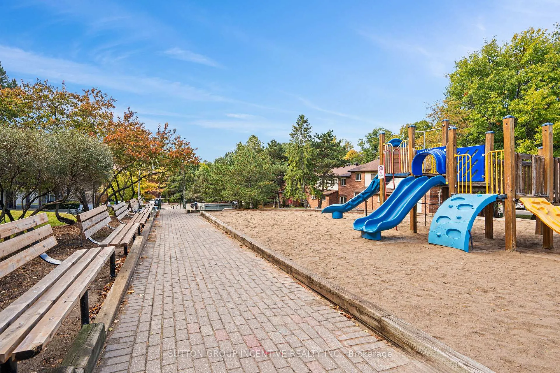 Photo 30 of Unit 3, 15 Meadow Lane, Barrie, Ardagh — HOMEH