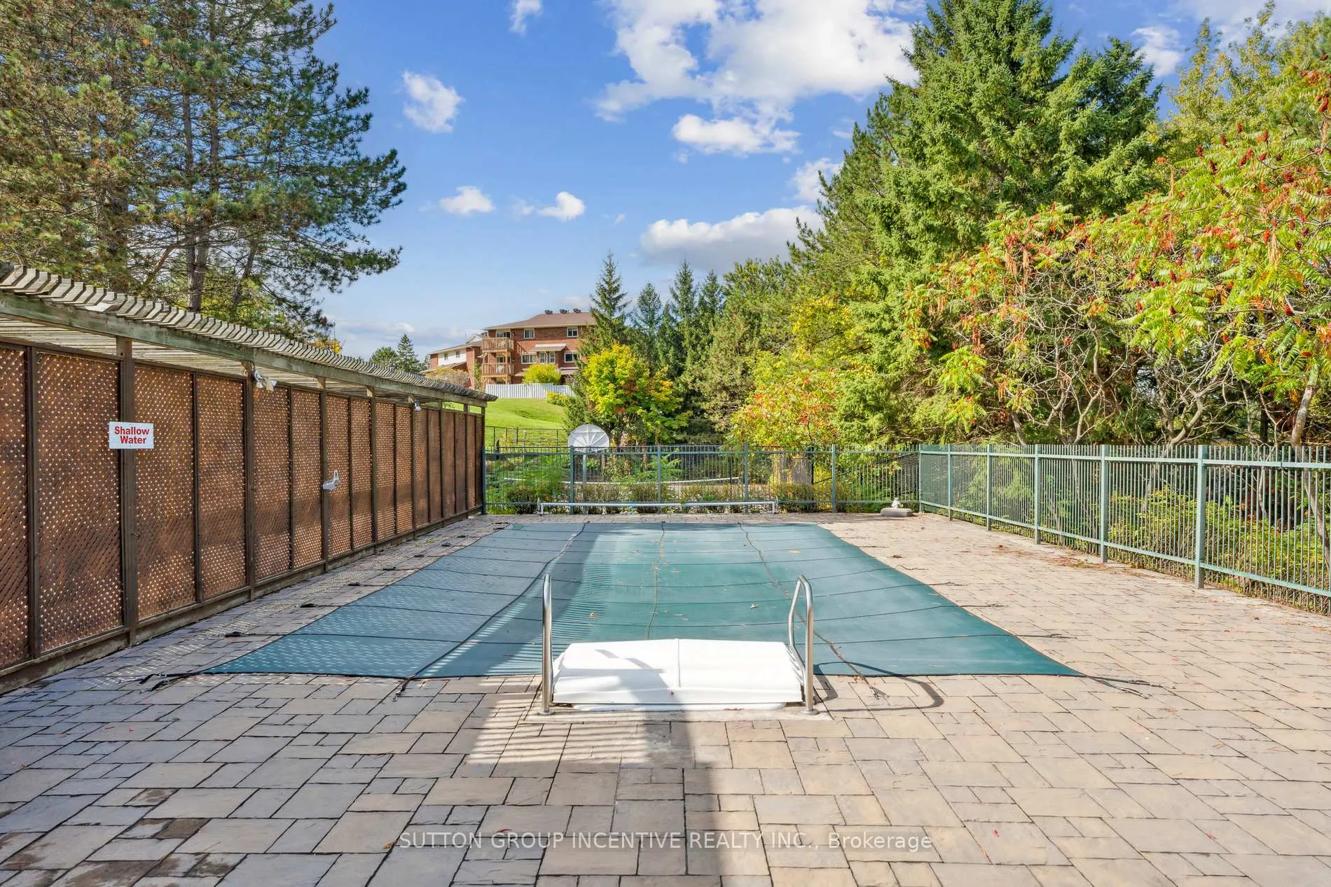 Photo 36 of Unit 3, 15 Meadow Lane, Barrie, Ardagh — HOMEH
