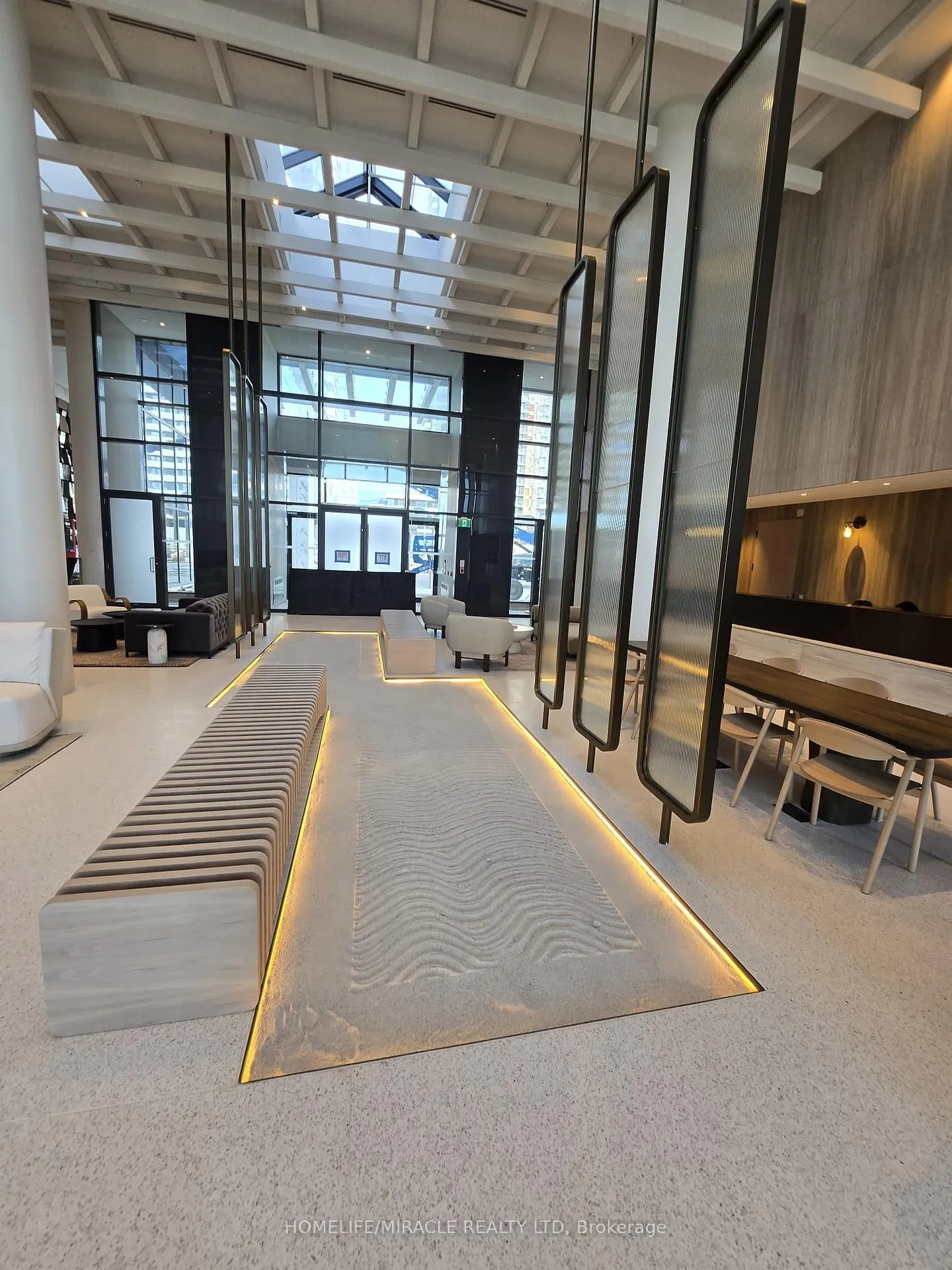 Photo 15 of Unit 1912, 195 Commerce Street, Vaughan, Vaughan Corporate Centre — HOMEH