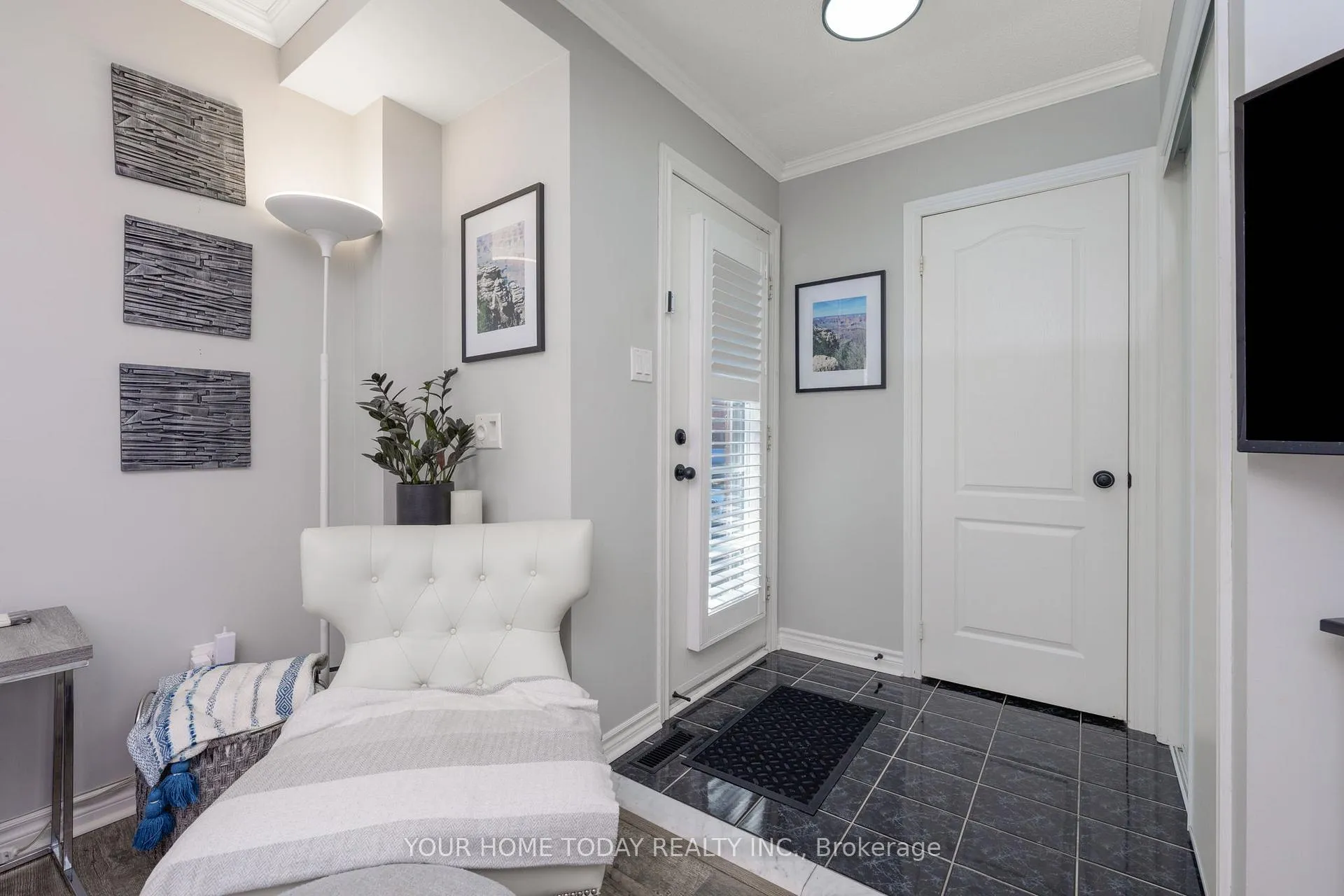 Photo 17 of Unit 8, 76 River Drive, Halton Hills, Georgetown — HOMEH