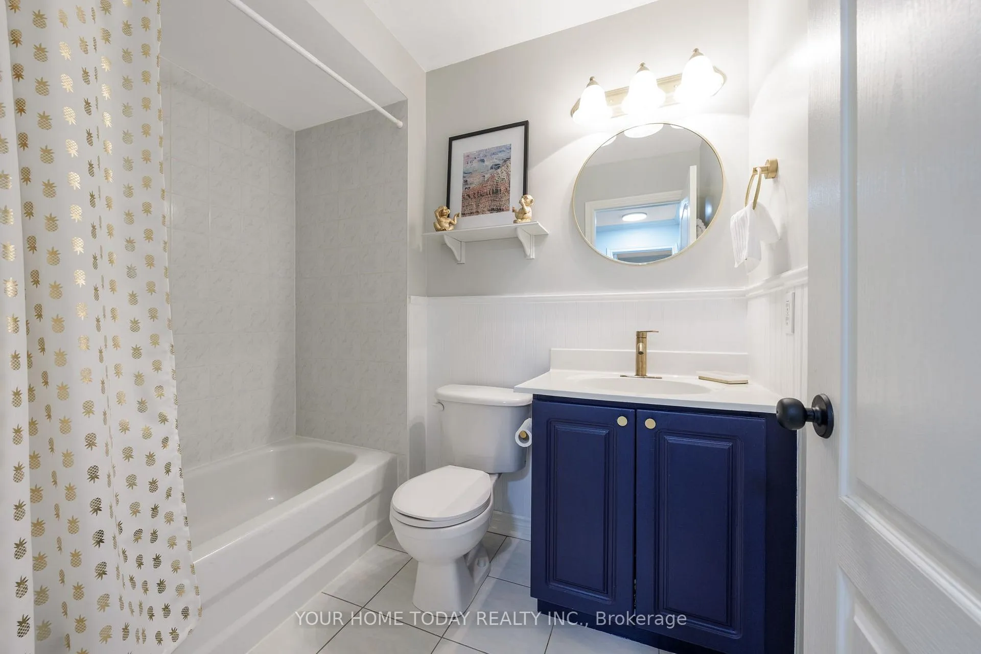 Photo 35 of Unit 8, 76 River Drive, Halton Hills, Georgetown — HOMEH