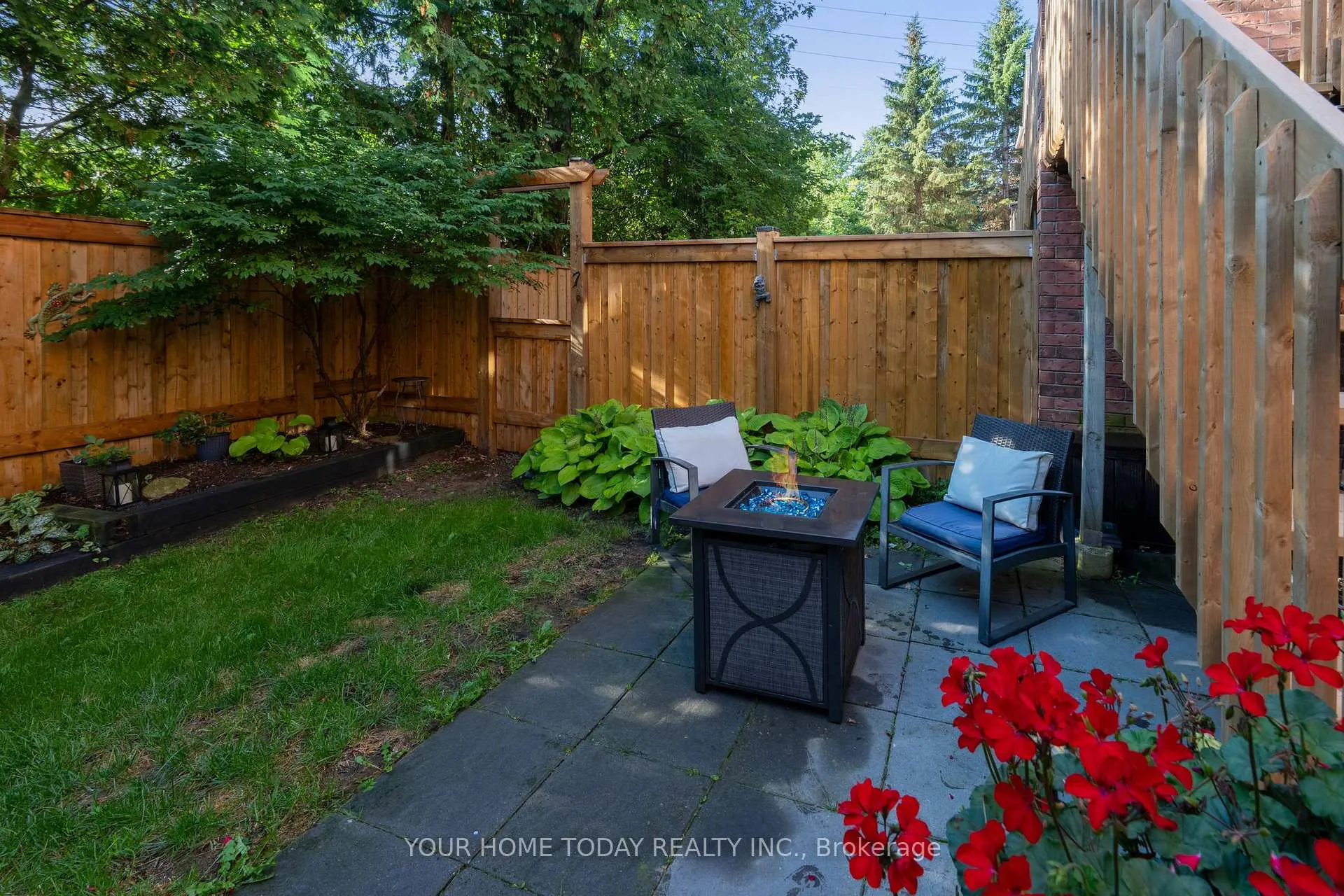Photo 39 of Unit 8, 76 River Drive, Halton Hills, Georgetown — HOMEH