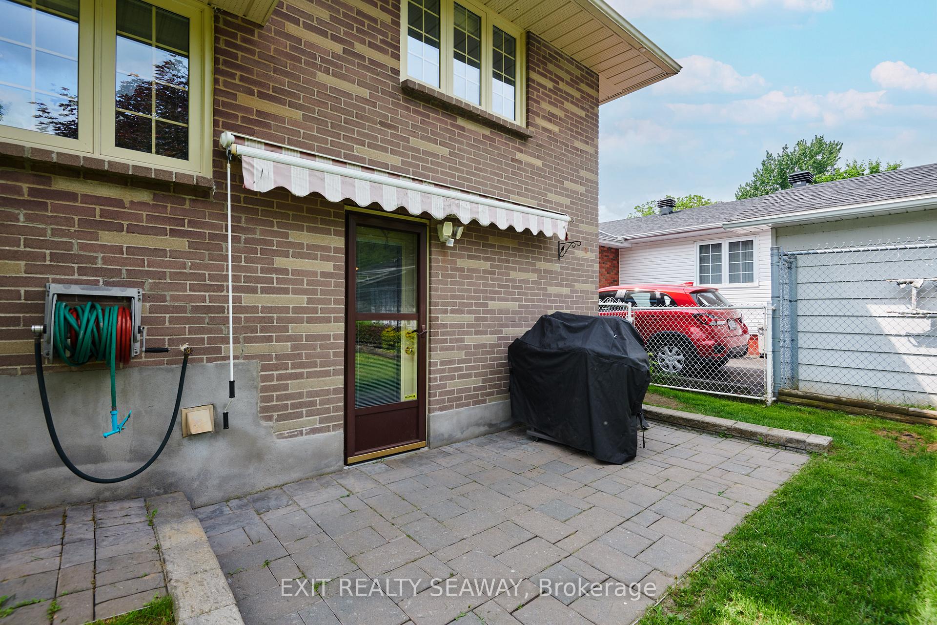 Photo 29 of 1211 Leonard Avenue, Cornwall — HOMEH