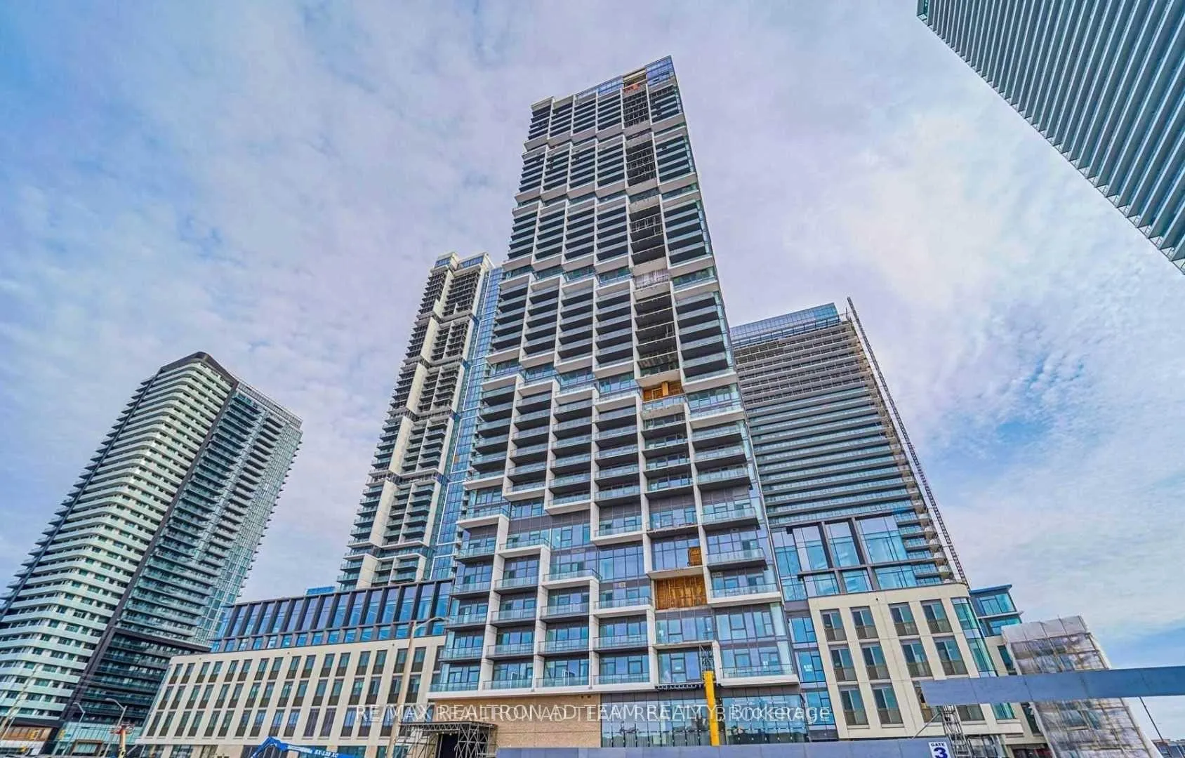 Front of Unit 1901, 1000 Portage Parkway