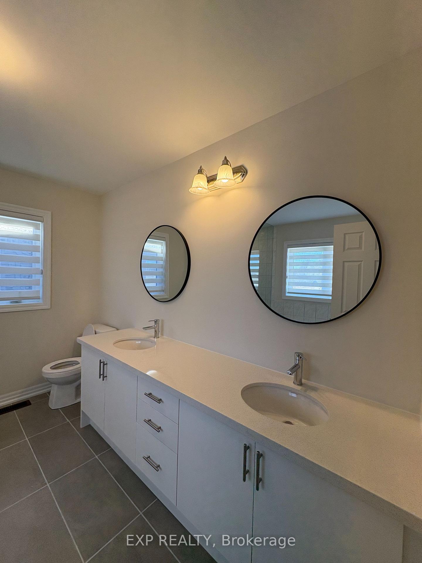 Photo 11 of 135 Danny Wheeler Boulevard, Georgina, Keswick North — HOMEH