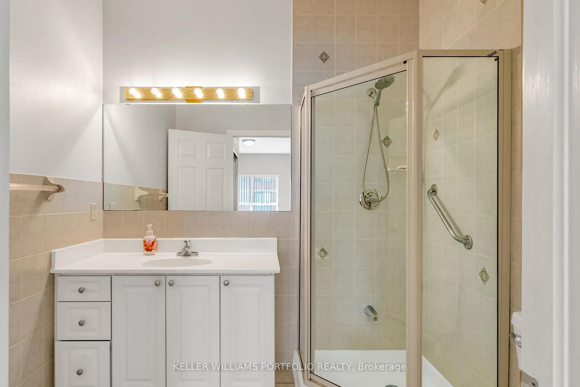 Photo 22 of Unit 222, 33 Wallace Street W, Vaughan, West Woodbridge — HOMEH
