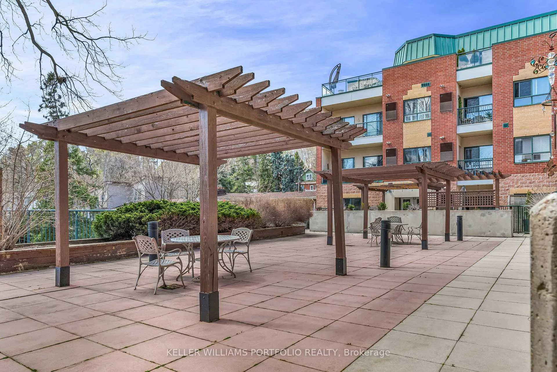Photo 24 of Unit 222, 33 Wallace Street W, Vaughan, West Woodbridge — HOMEH