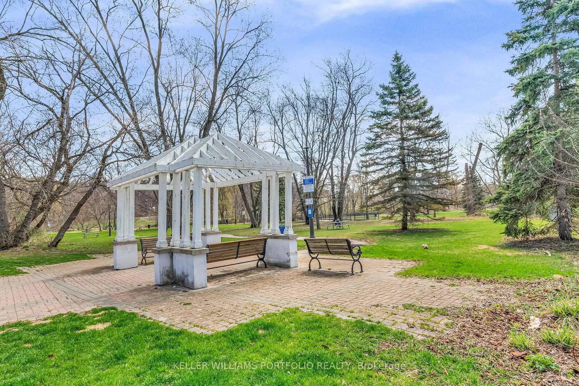 Photo 26 of Unit 222, 33 Wallace Street W, Vaughan, West Woodbridge — HOMEH