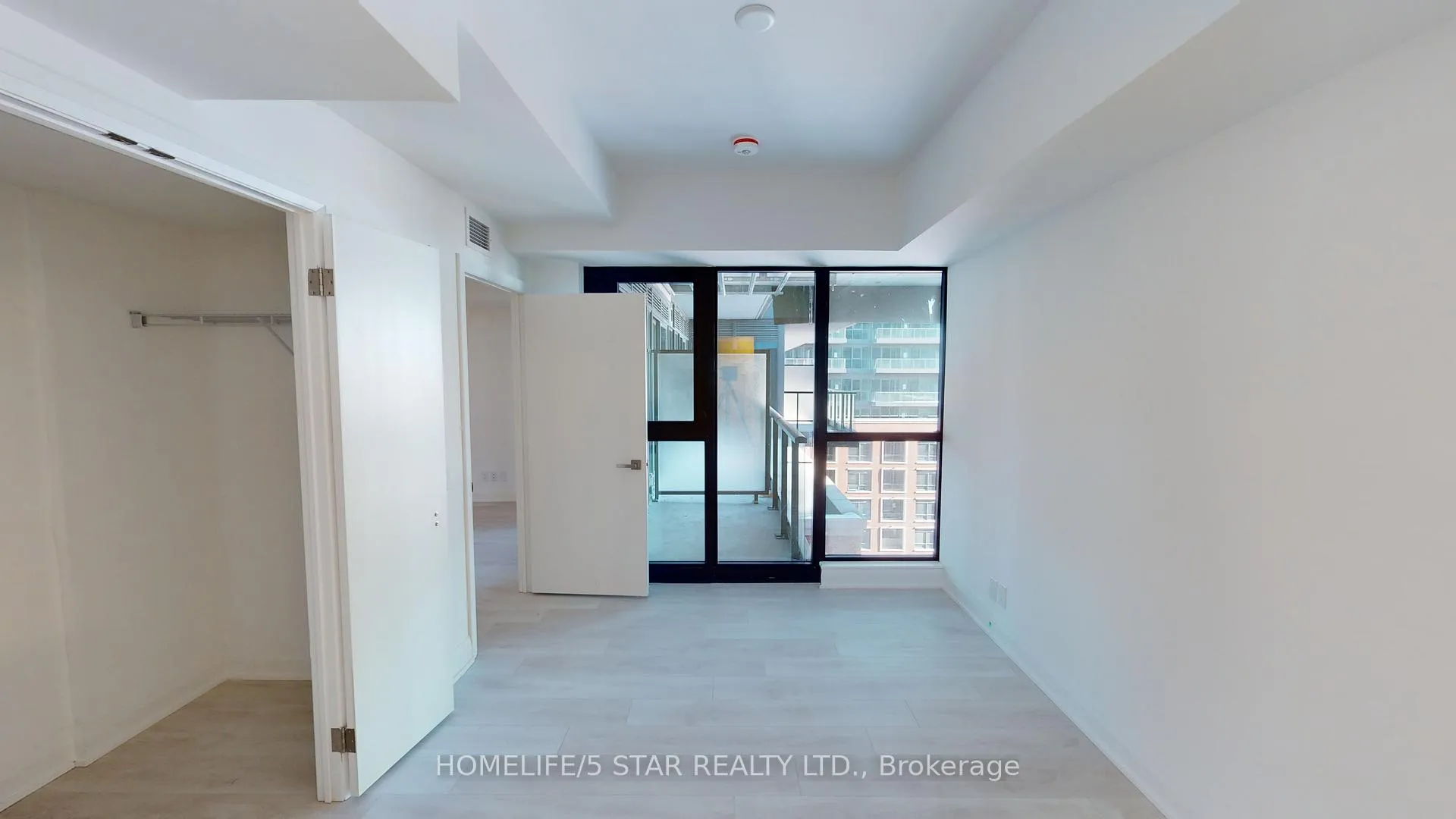 Photo 8 of Unit 813, 33 Frederick Todd Way, Toronto, Thorncliffe Park — HOMEH