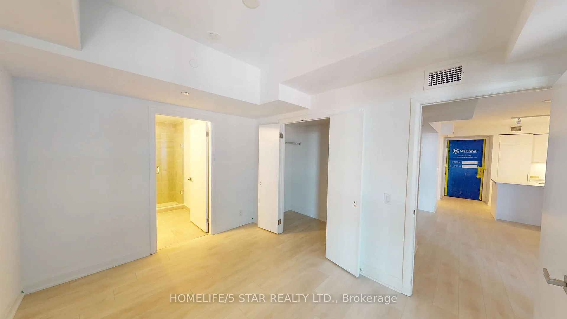 Photo 10 of Unit 813, 33 Frederick Todd Way, Toronto, Thorncliffe Park — HOMEH