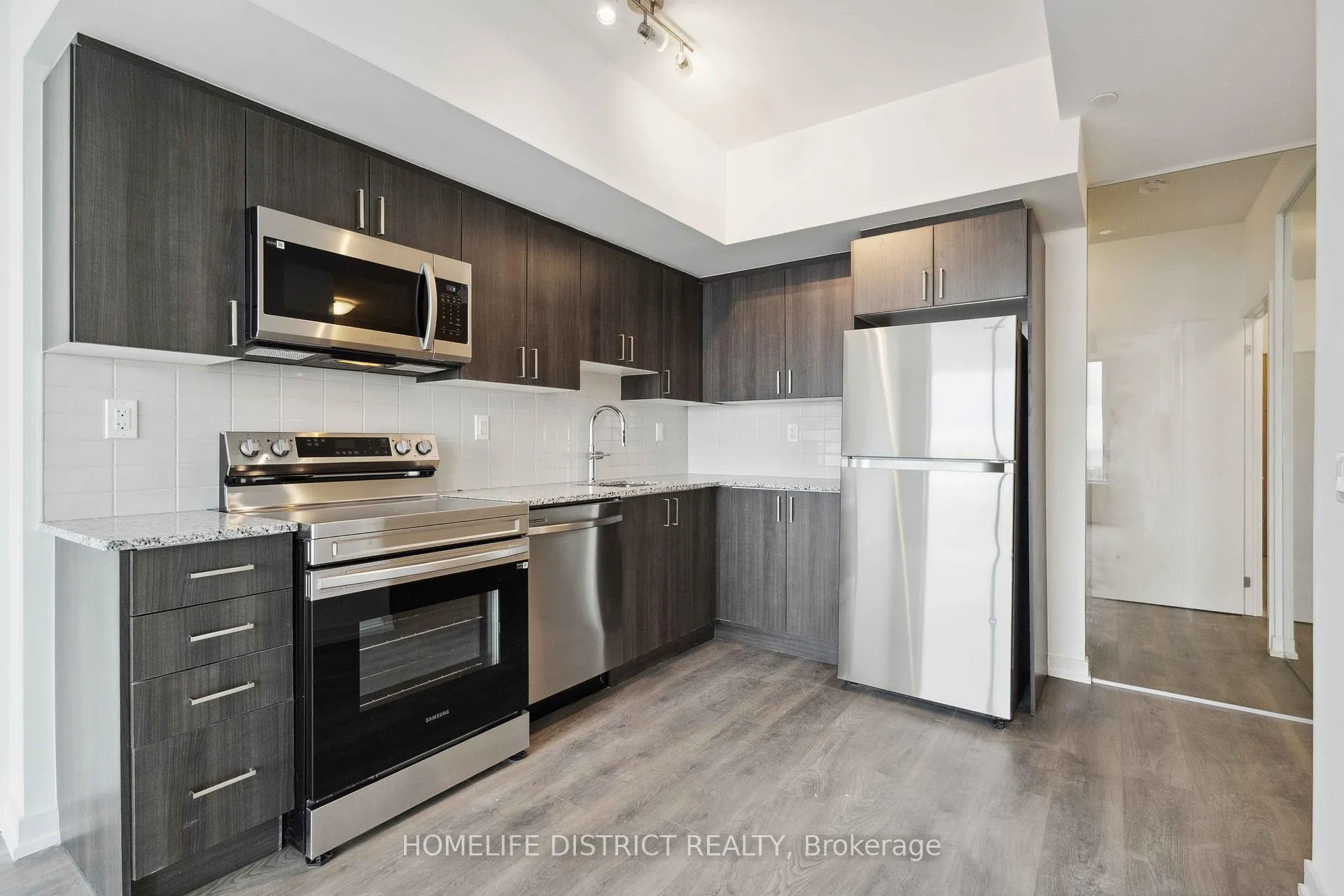 Photo 13 of Unit 2703, 1435 Celebration Drive, Pickering, Bay Ridges — HOMEH