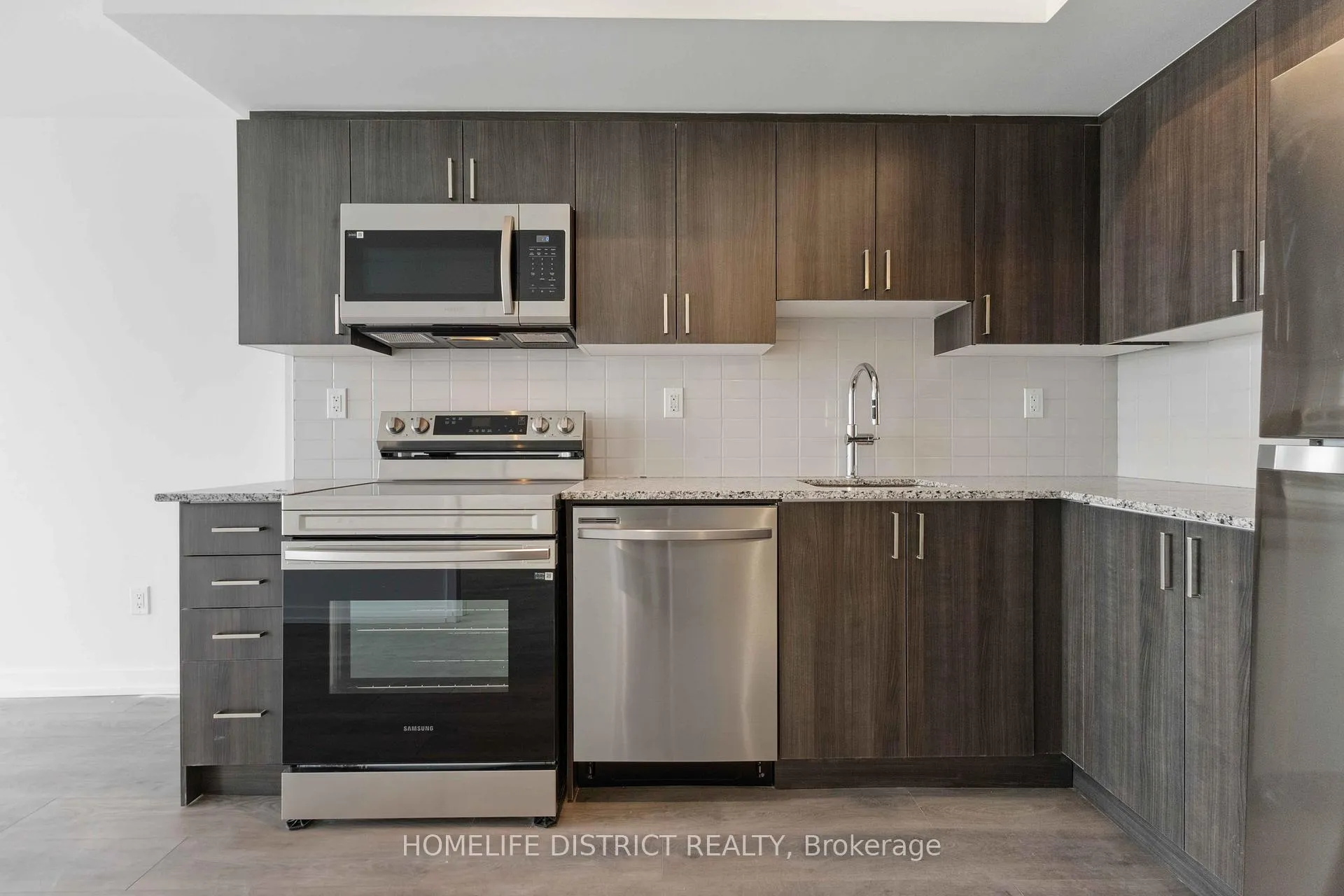 Photo 16 of Unit 2703, 1435 Celebration Drive, Pickering, Bay Ridges — HOMEH