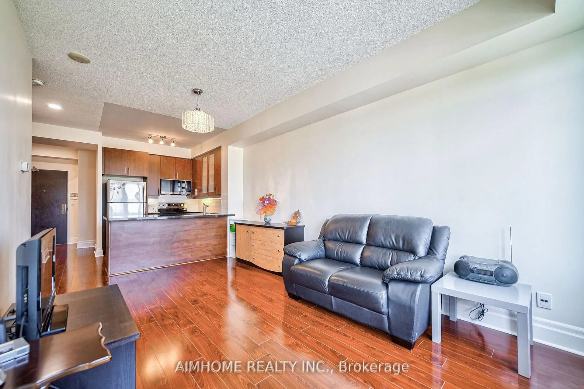 Photo 14 of Unit 411, 111 Upper Duke Crescent, Markham, Unionville — HOMEH