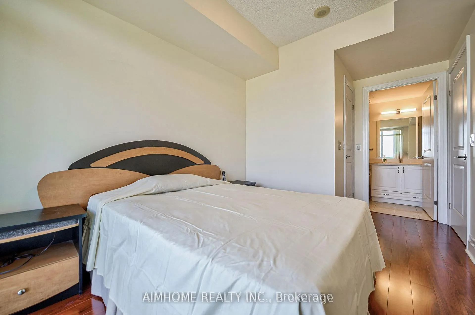 Photo 18 of Unit 411, 111 Upper Duke Crescent, Markham, Unionville — HOMEH