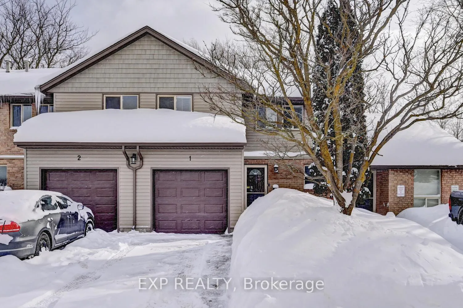 Front of Unit 1, 35 Westheights Drive