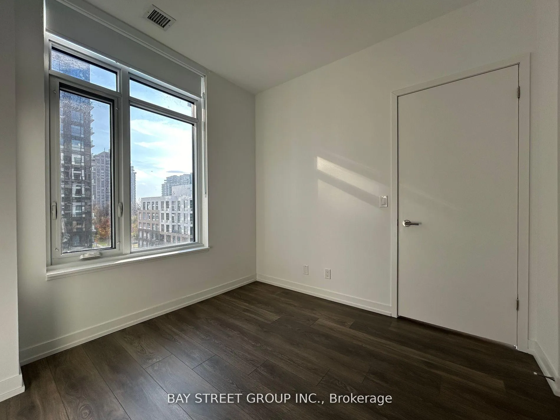 Photo 15 of Unit 606, 8 Beverley Glen Boulevard, Vaughan, Beverley Glen — HOMEH