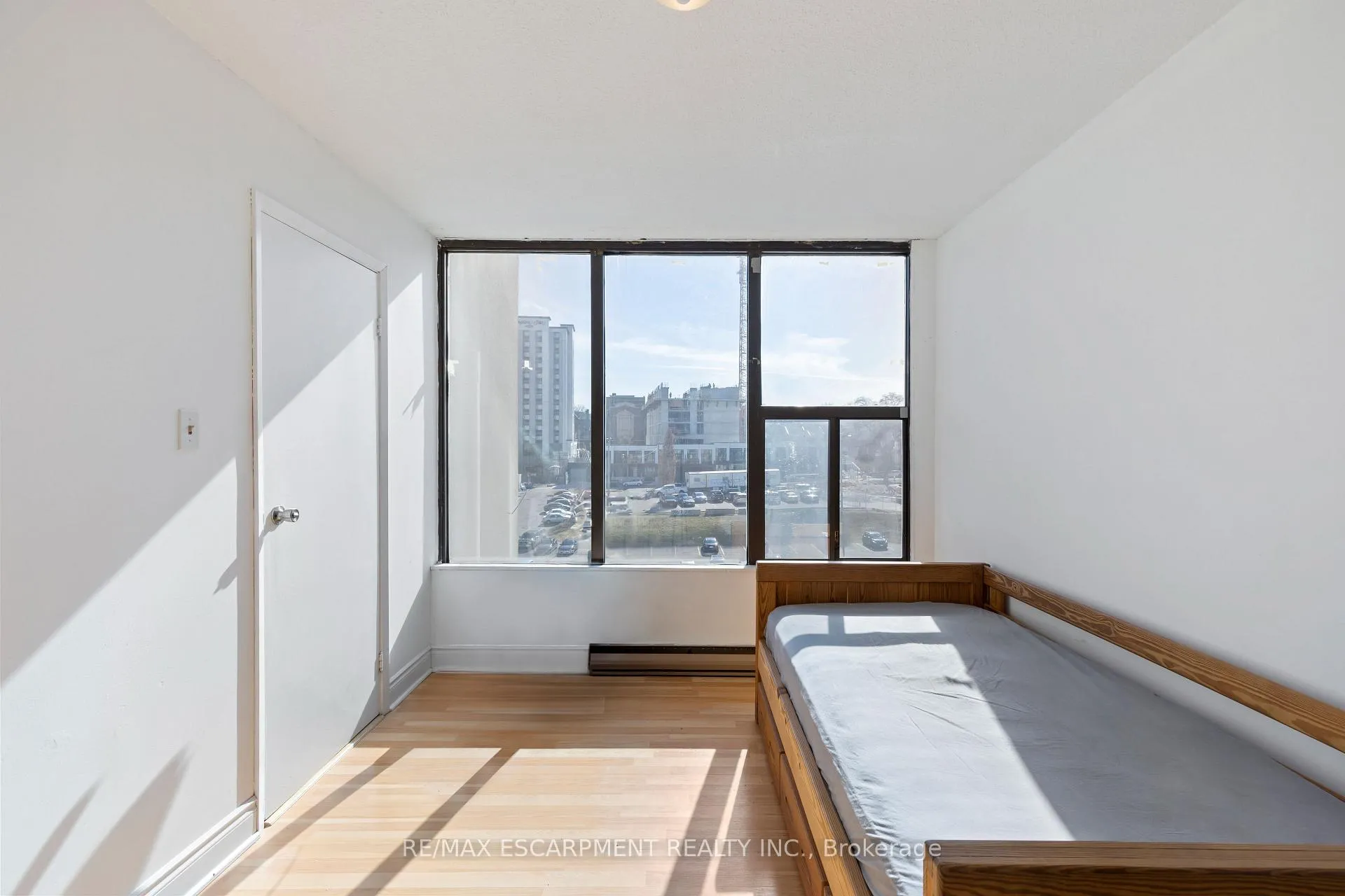 Photo 7 of Unit 603, 75 Queen Street N, Hamilton, Strathcona — HOMEH