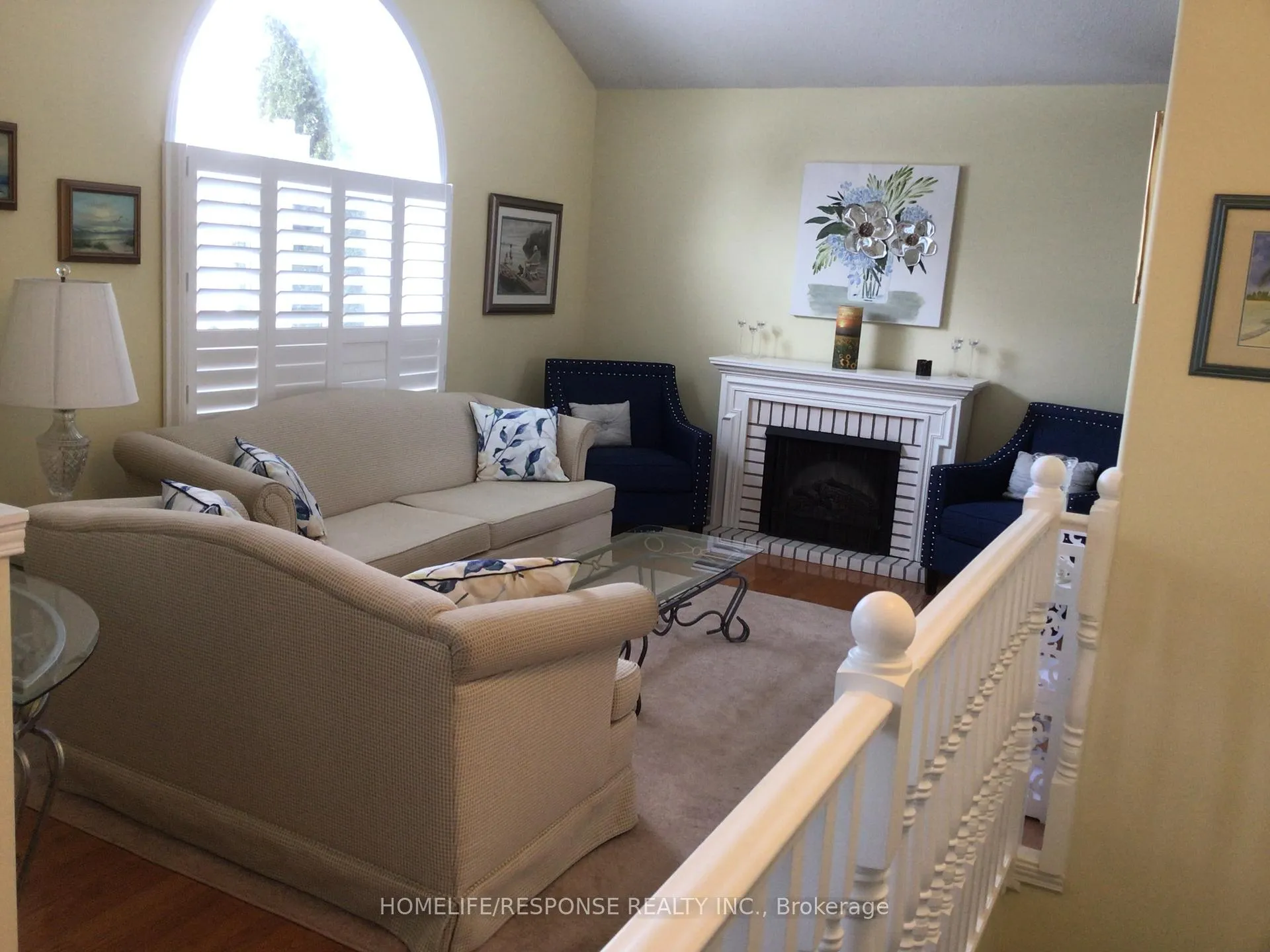 Photo 2 of Unit 6, 358 Little Avenue, Barrie, Painswick North — HOMEH