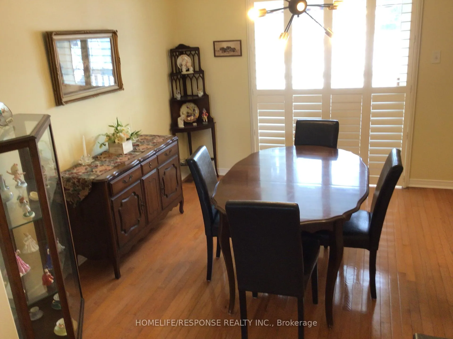 Photo 4 of Unit 6, 358 Little Avenue, Barrie, Painswick North — HOMEH