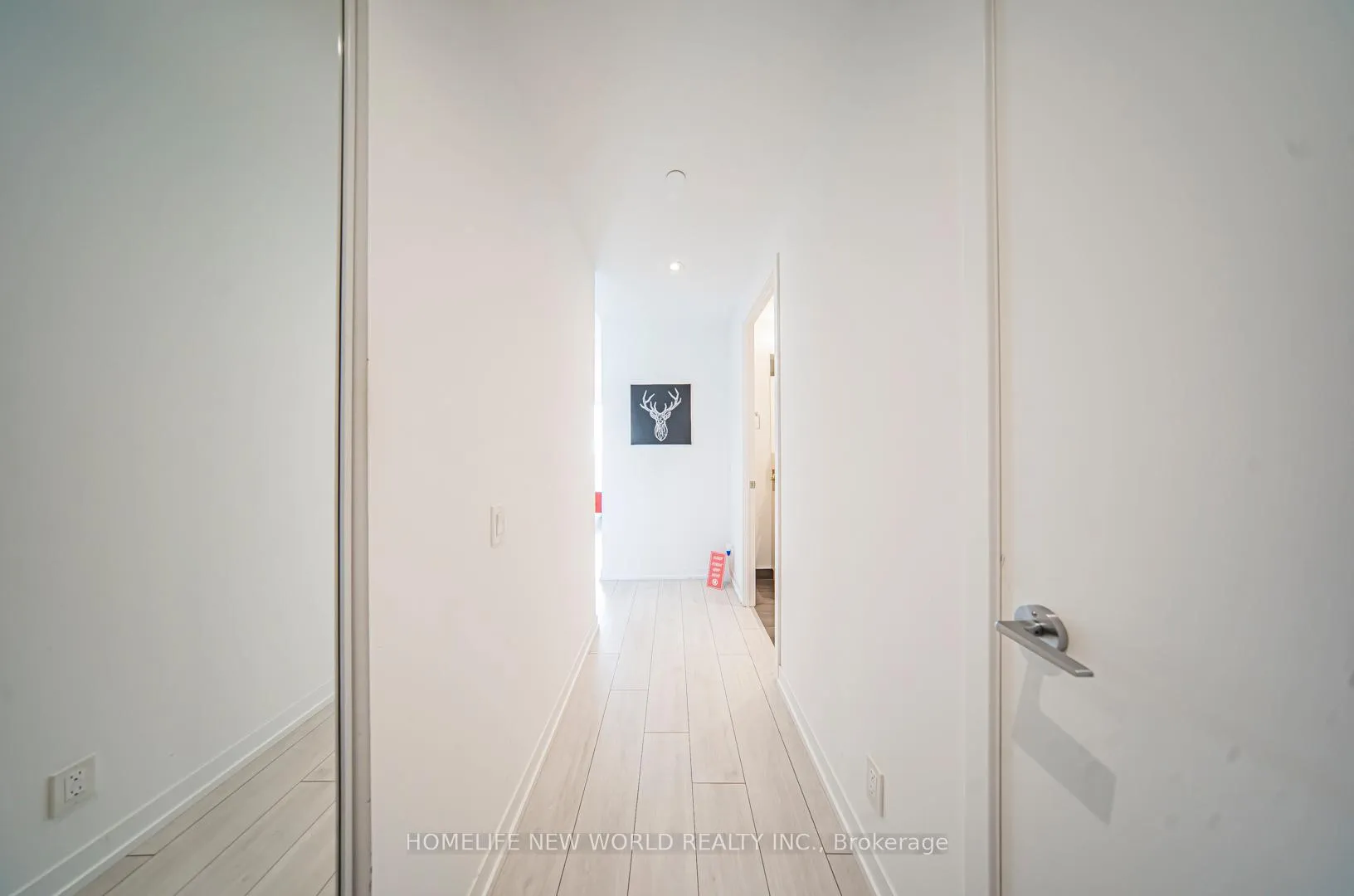 Photo 9 of Unit 4007, 5 Buttermill Avenue, Vaughan, Vaughan Corporate Centre — HOMEH