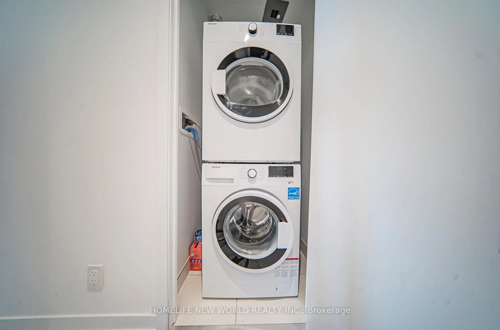 Photo 11 of Unit 4007, 5 Buttermill Avenue, Vaughan, Vaughan Corporate Centre — HOMEH