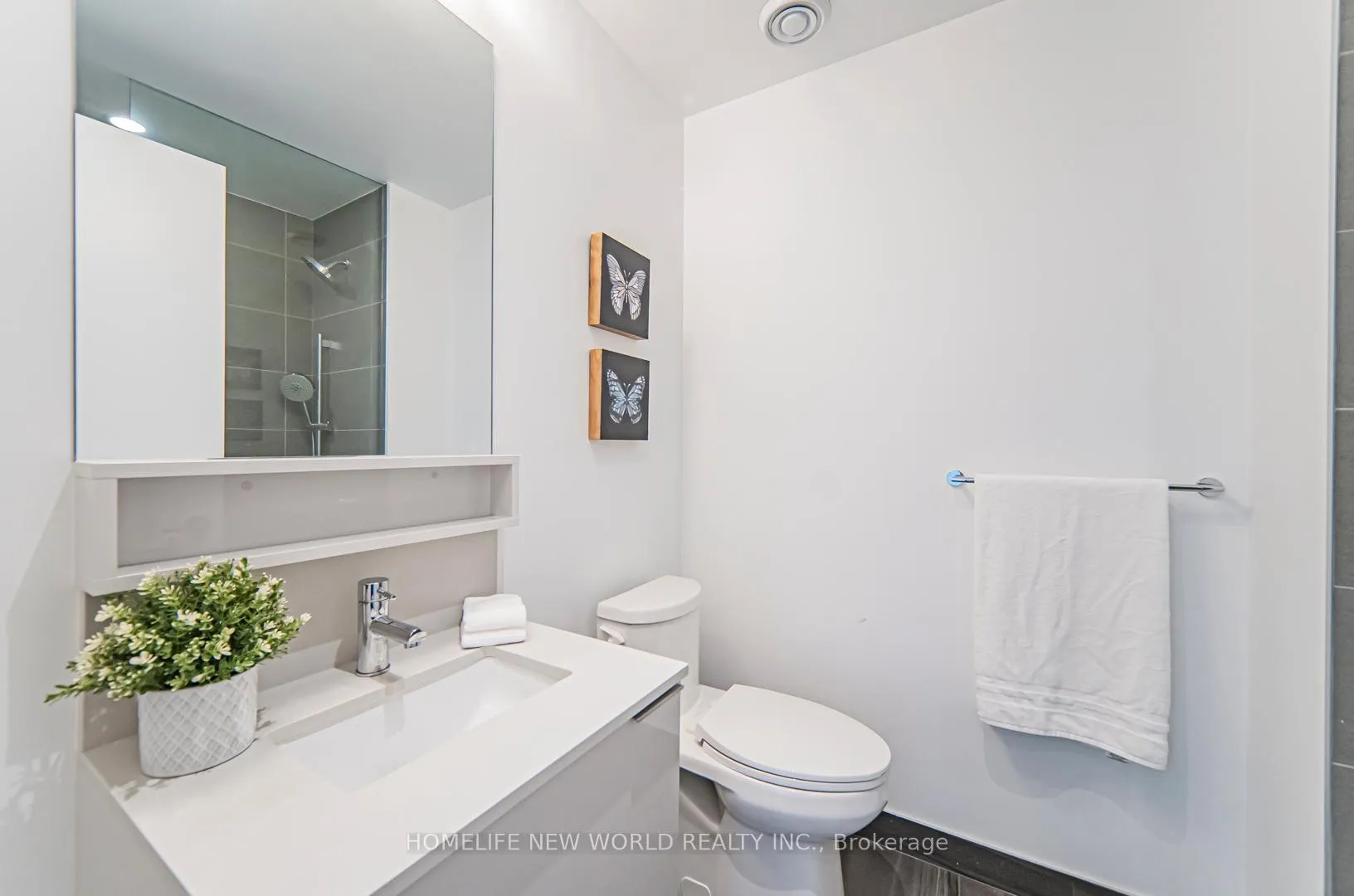 Photo 12 of Unit 4007, 5 Buttermill Avenue, Vaughan, Vaughan Corporate Centre — HOMEH