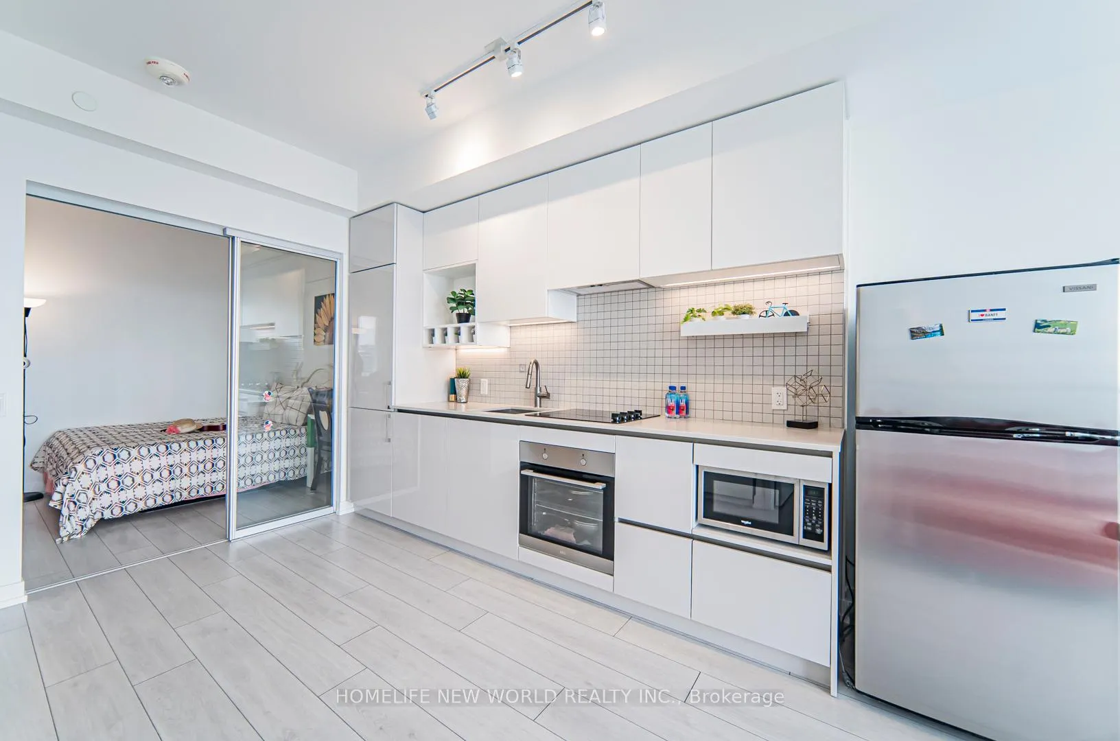 Photo 18 of Unit 4007, 5 Buttermill Avenue, Vaughan, Vaughan Corporate Centre — HOMEH