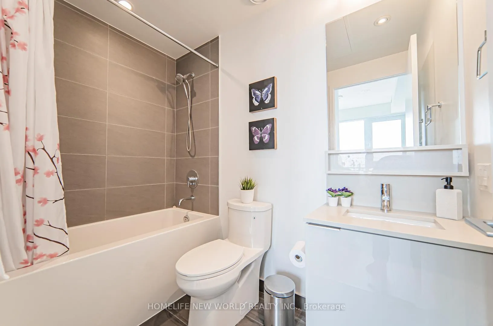 Photo 33 of Unit 4007, 5 Buttermill Avenue, Vaughan, Vaughan Corporate Centre — HOMEH