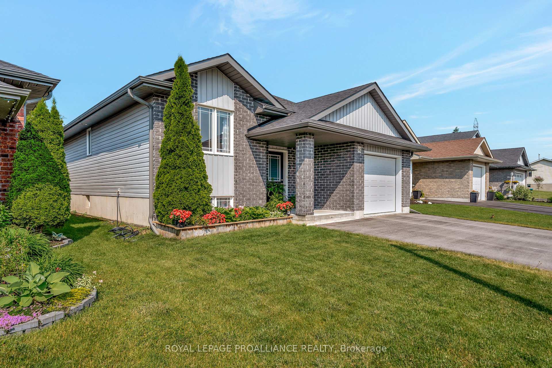 Photo 4 of 162 Greenhill Lane, Belleville, Belleville Ward — HOMEH