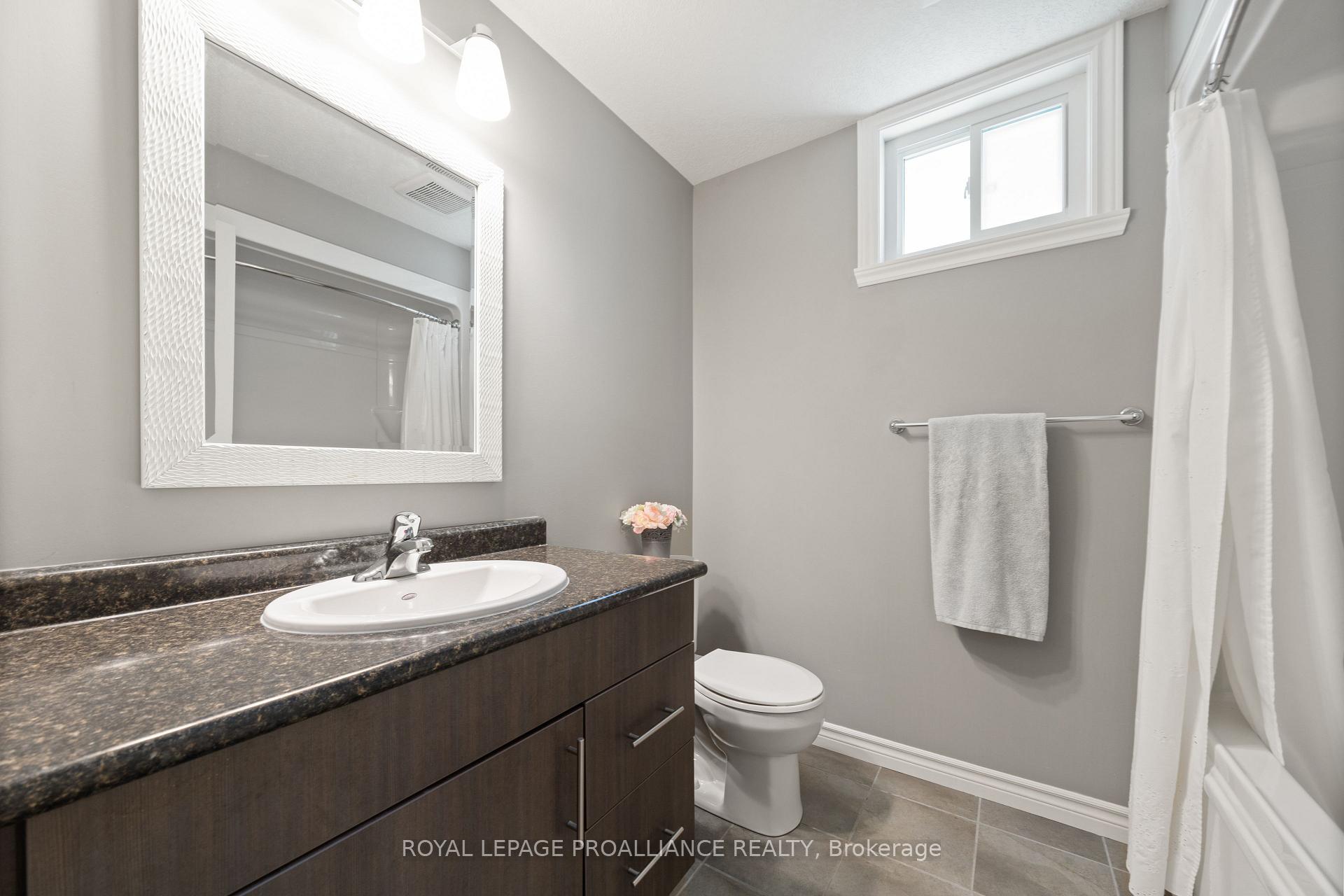 Photo 35 of 162 Greenhill Lane, Belleville, Belleville Ward — HOMEH