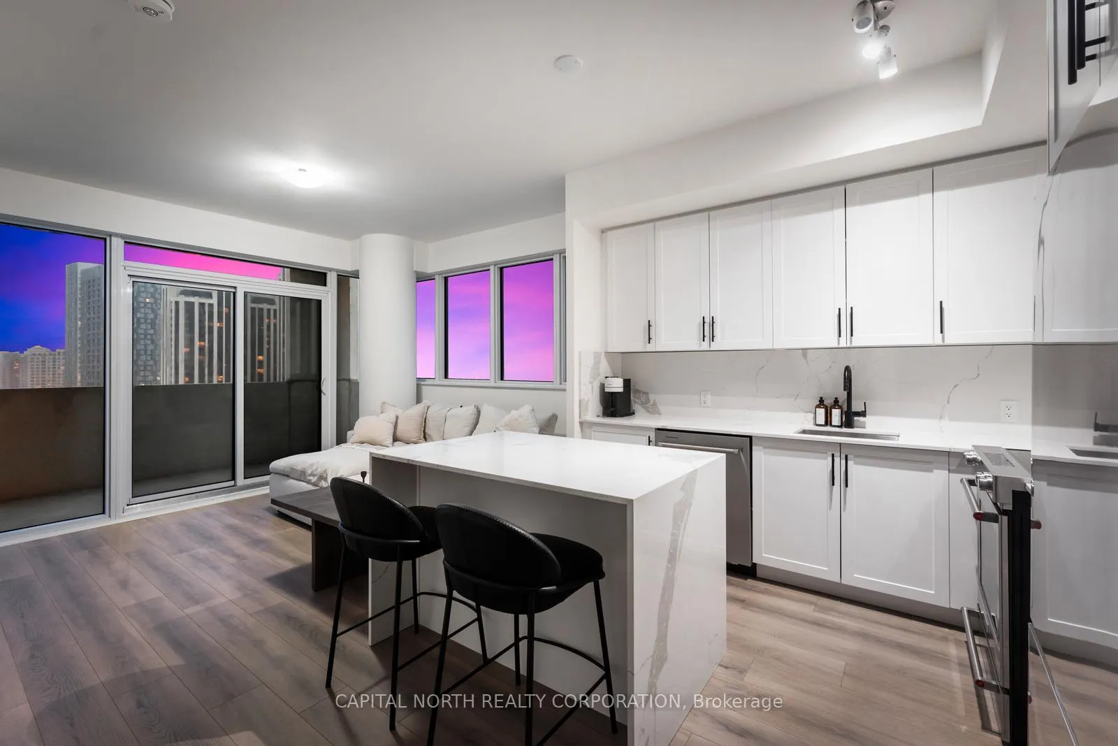 Photo 9 of Unit 1011, 9000 Jane Street, Vaughan, Vellore Village — HOMEH