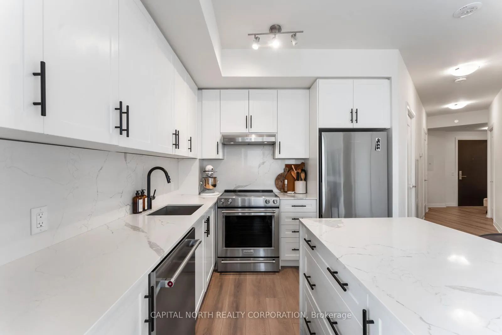 Photo 11 of Unit 1011, 9000 Jane Street, Vaughan, Vellore Village — HOMEH