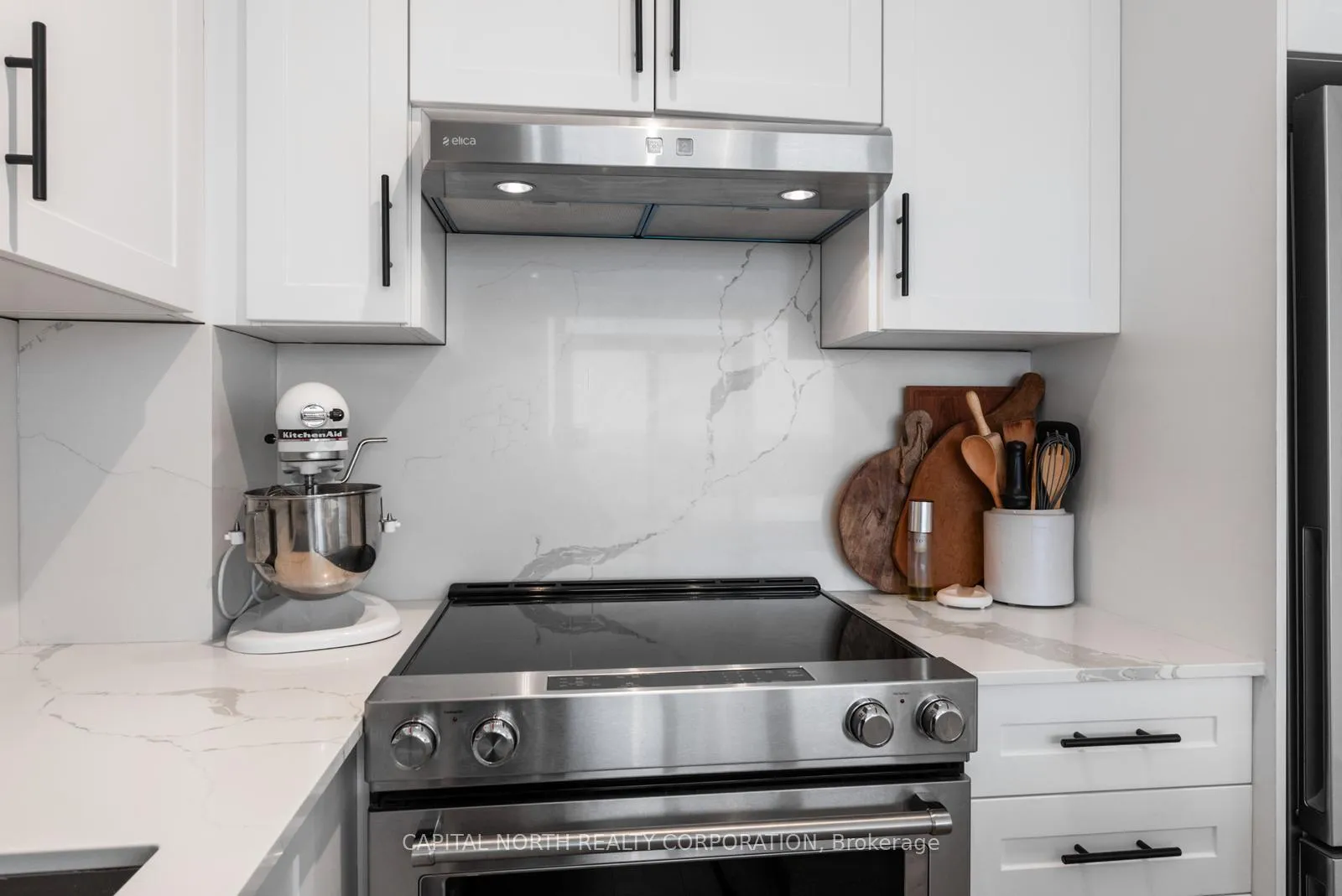 Photo 13 of Unit 1011, 9000 Jane Street, Vaughan, Vellore Village — HOMEH