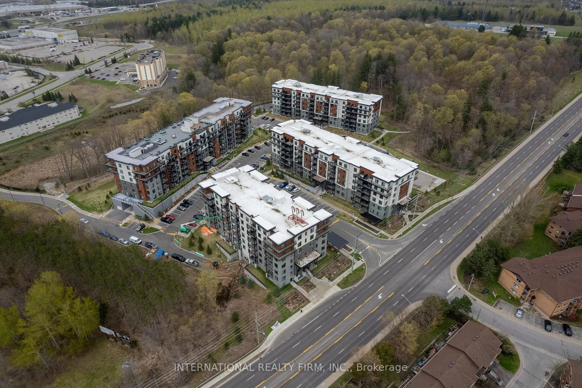 Photo 2 of Unit 202, 306 Essa Road, Barrie, 400 West — HOMEH