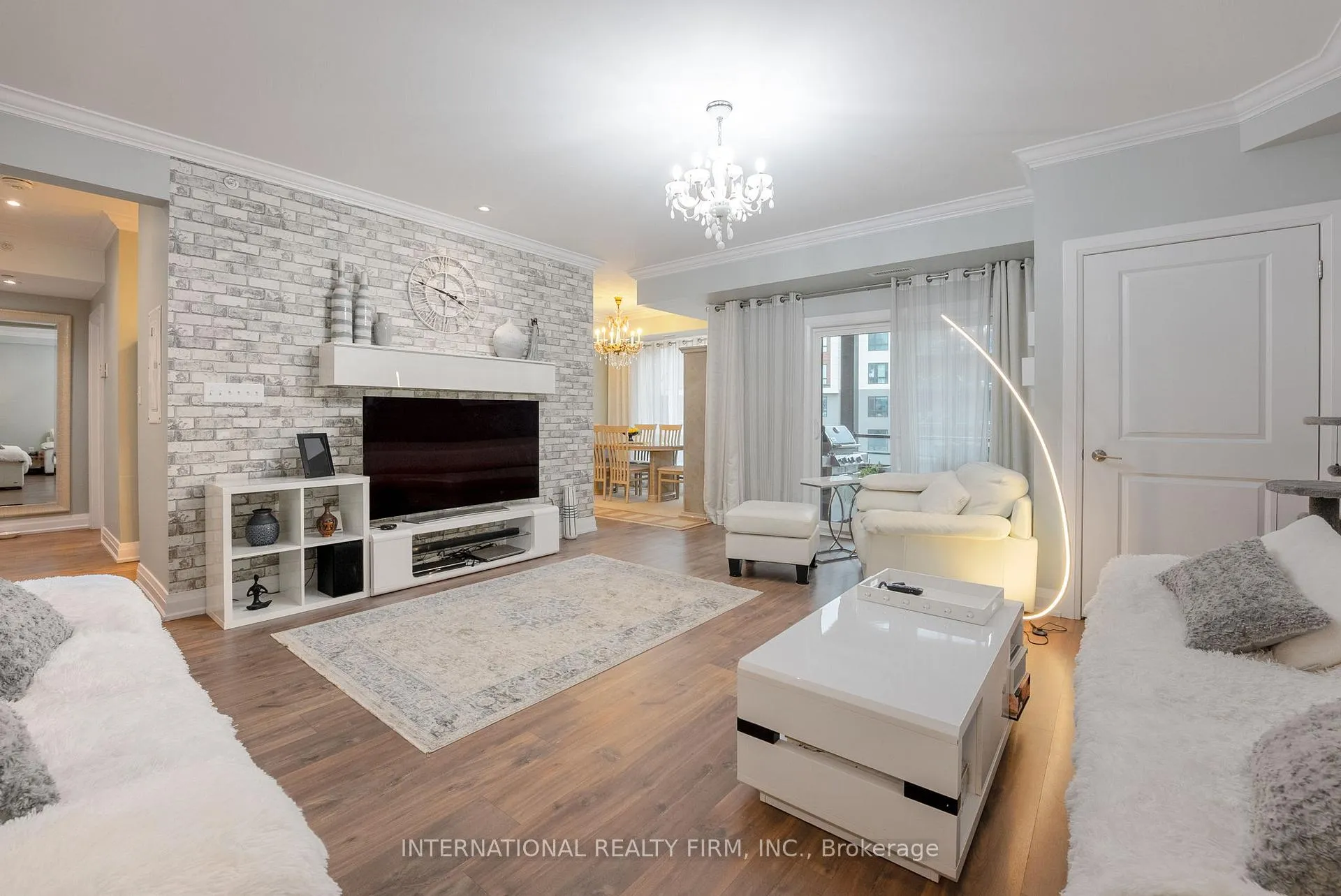 Photo 4 of Unit 202, 306 Essa Road, Barrie, 400 West — HOMEH