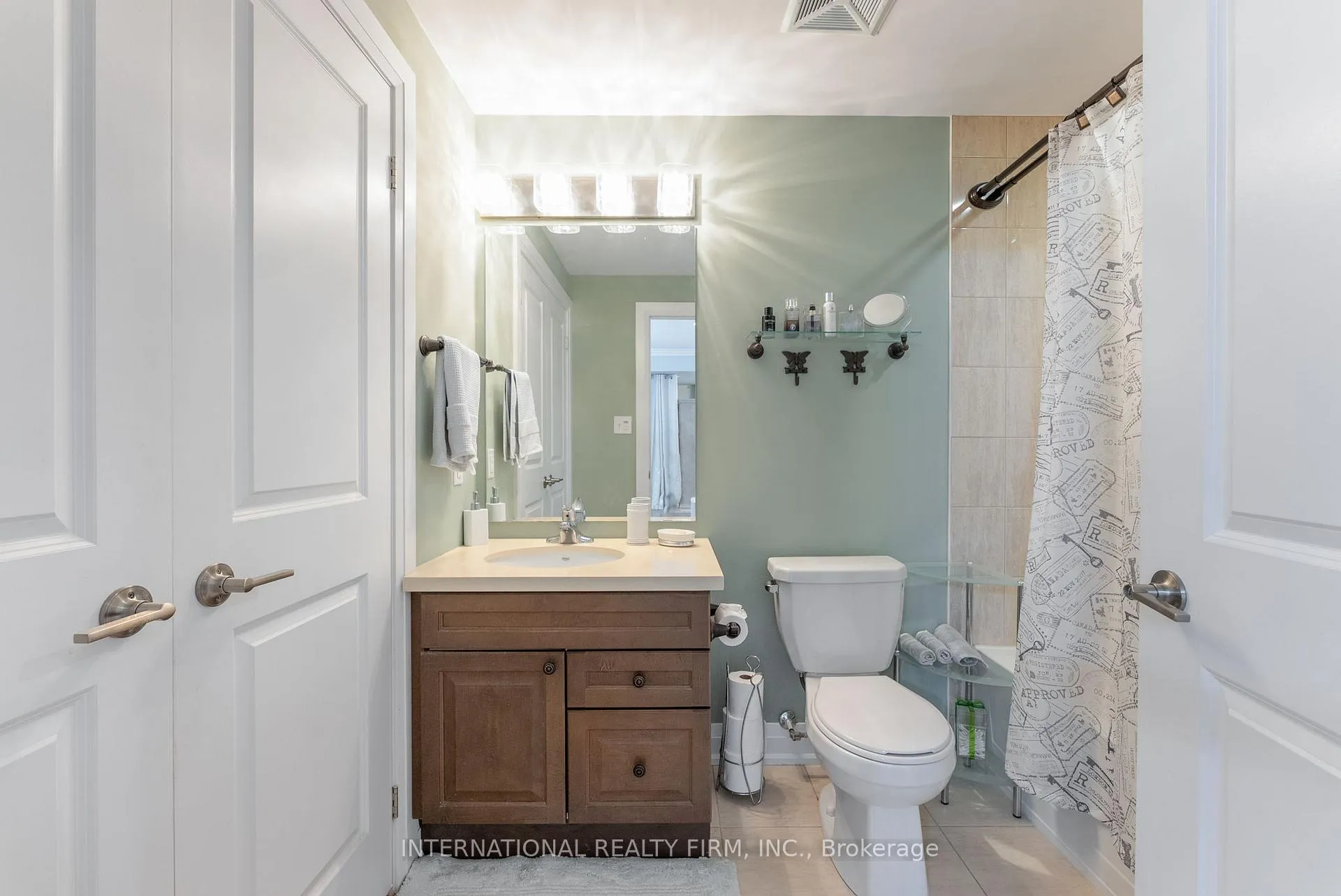 Photo 13 of Unit 202, 306 Essa Road, Barrie, 400 West — HOMEH