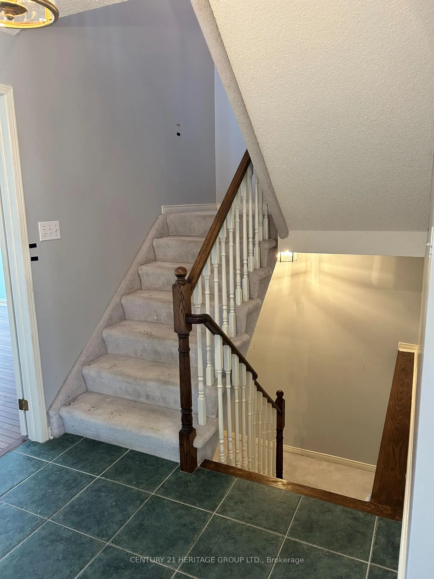 Photo 8 of 192 Green Briar Road, New Tecumseth, Alliston — HOMEH