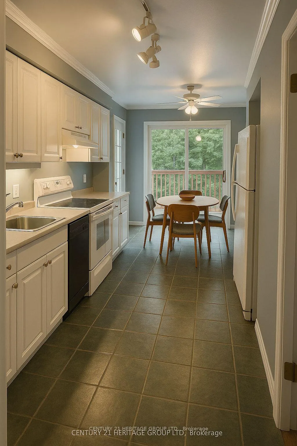 Photo 17 of 192 Green Briar Road, New Tecumseth, Alliston — HOMEH