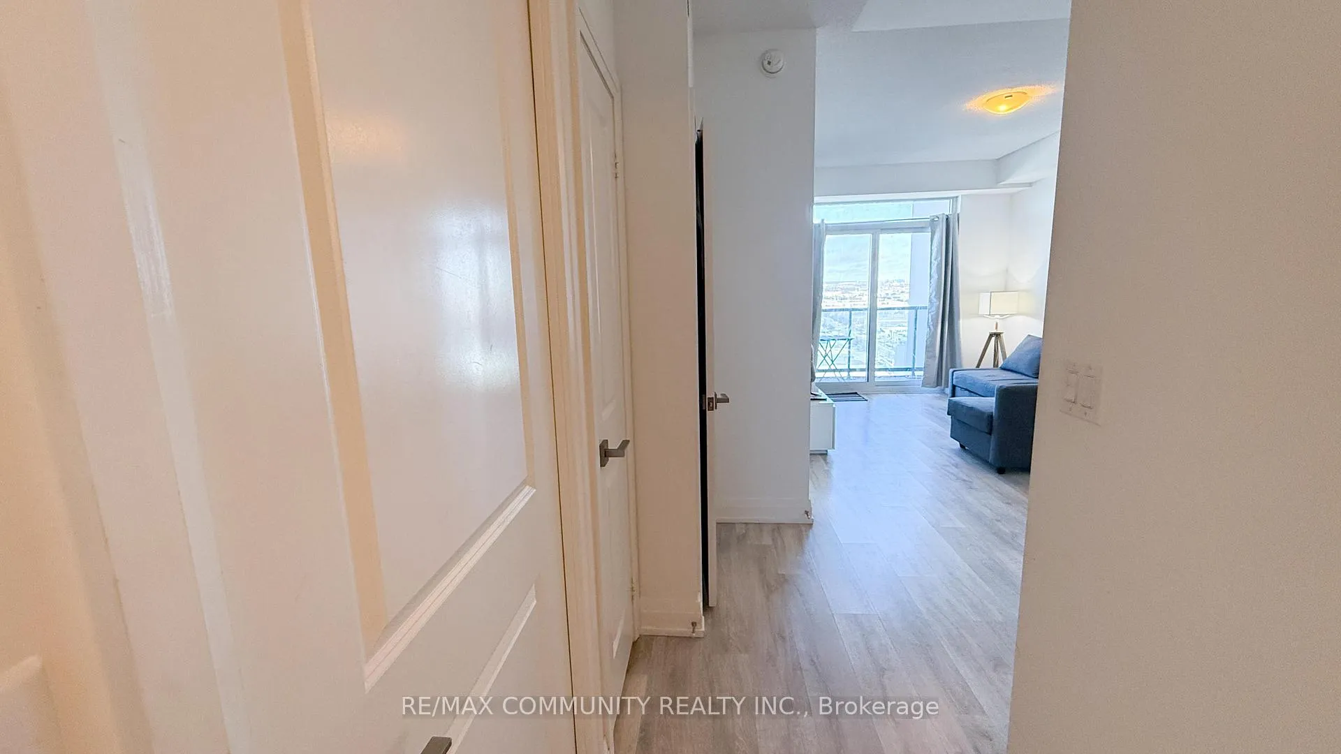 Photo 5 of Unit 2110, 3700 Highway 7 Road, Vaughan, Vaughan Corporate Centre — HOMEH