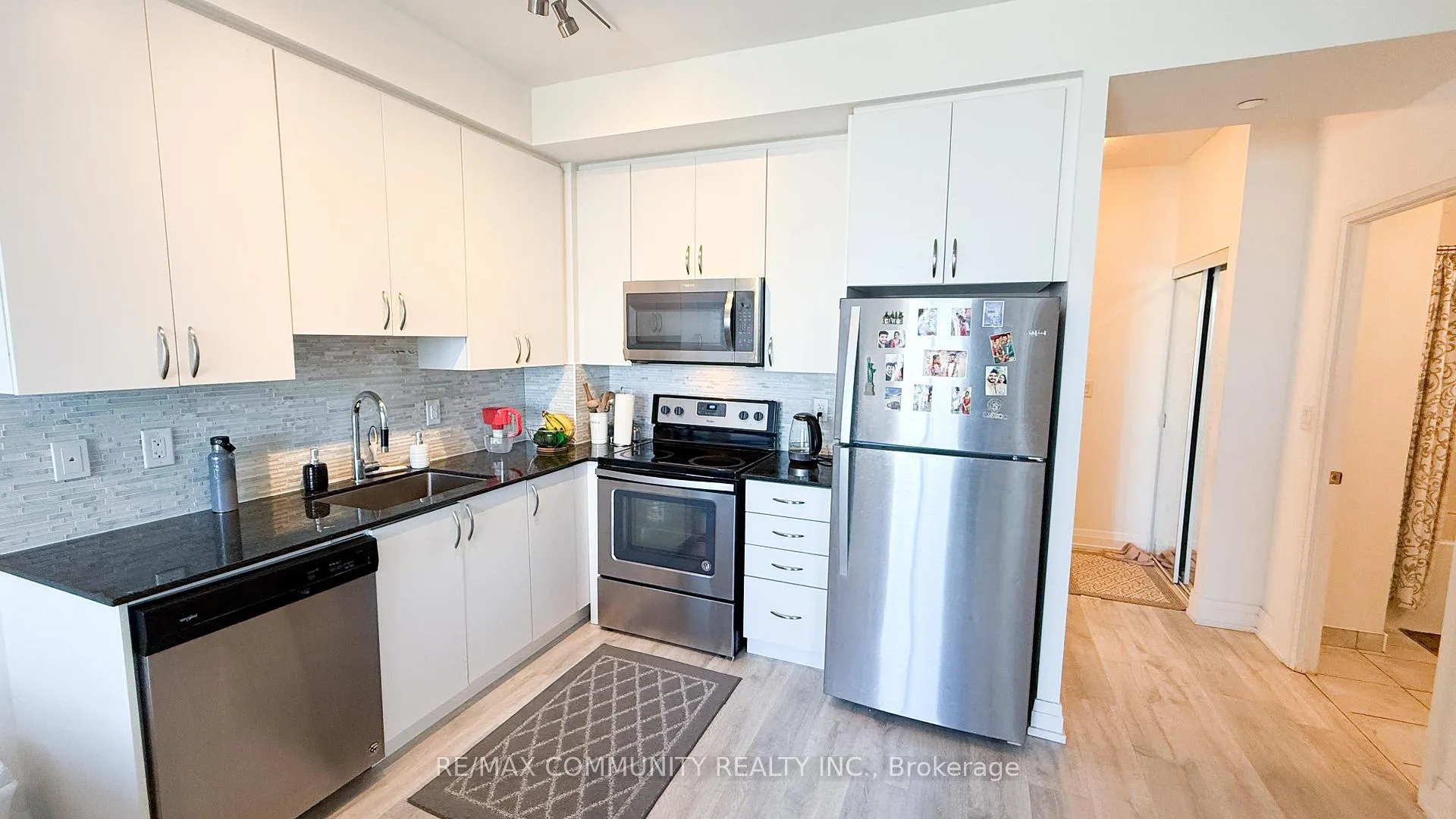 Photo 9 of Unit 2110, 3700 Highway 7 Road, Vaughan, Vaughan Corporate Centre — HOMEH