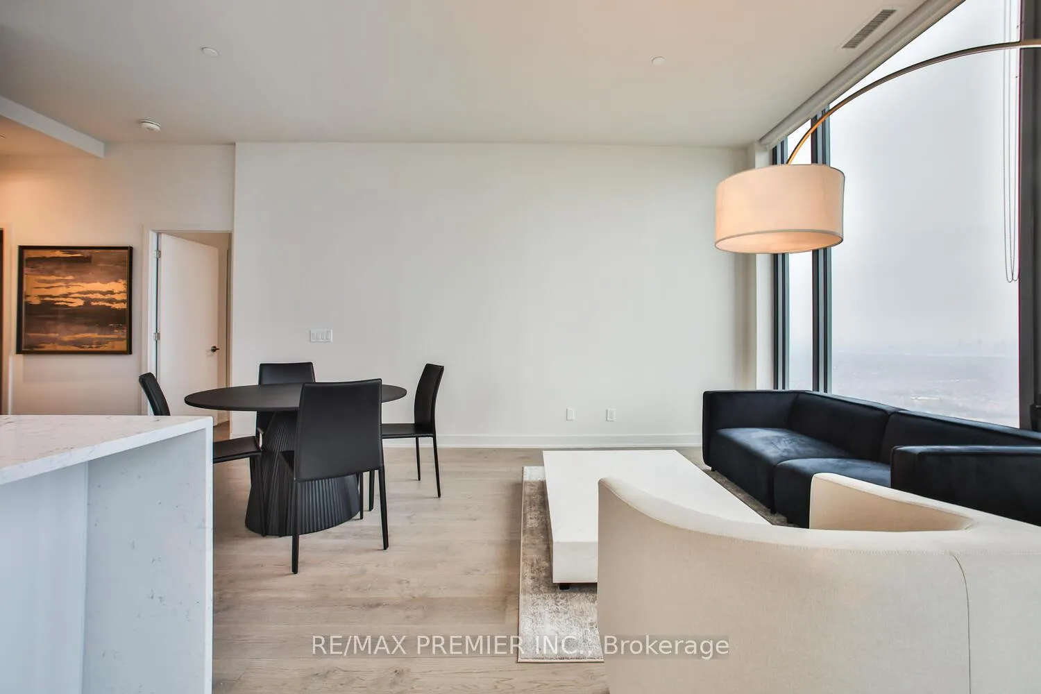 Photo 9 of Unit 5006, 8 Cumberland Street, Toronto, The Annex — HOMEH