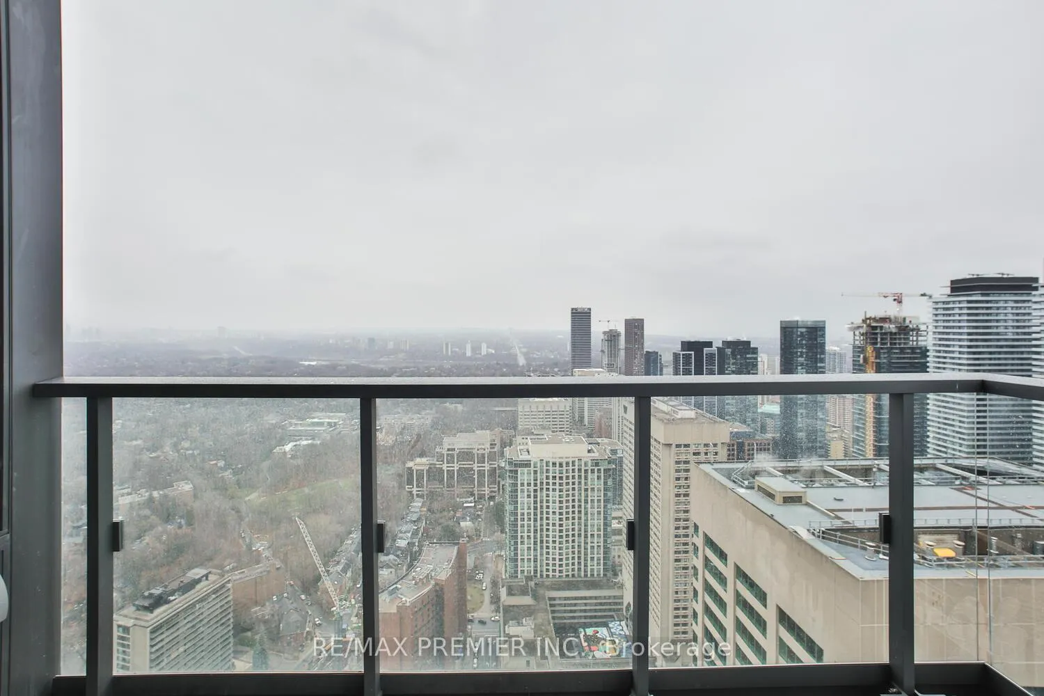 Photo 15 of Unit 5006, 8 Cumberland Street, Toronto, The Annex — HOMEH