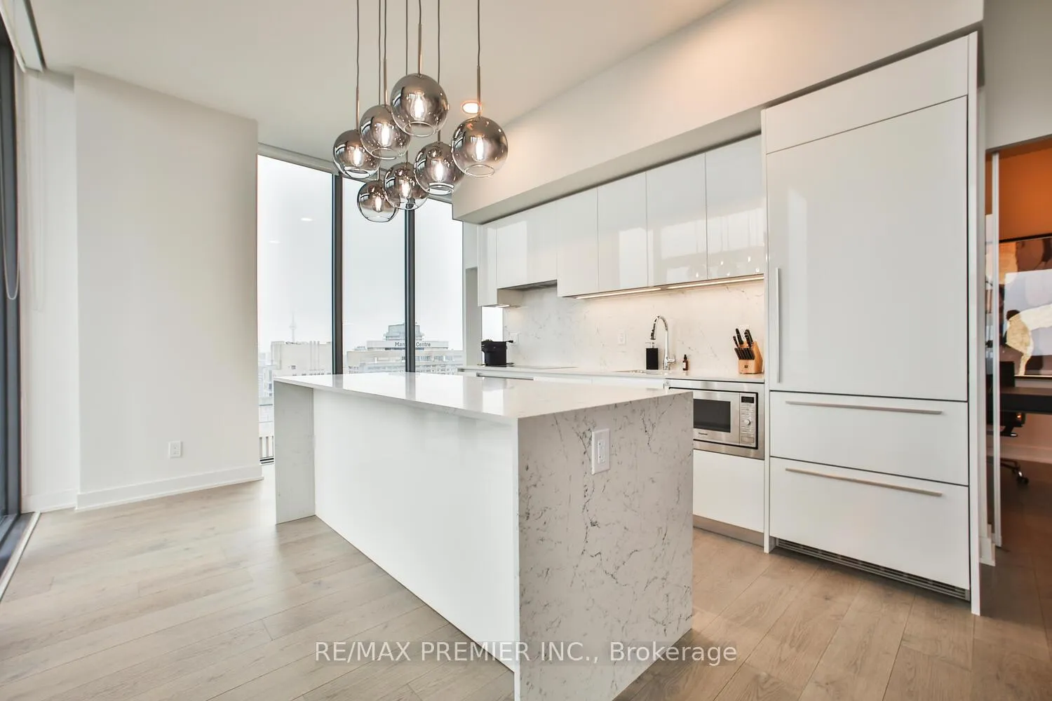 Photo 17 of Unit 5006, 8 Cumberland Street, Toronto, The Annex — HOMEH