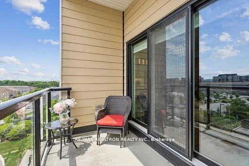 Photo 13 of Unit PH402, 555 William Graham Drive, Aurora, Rural Aurora — HOMEH