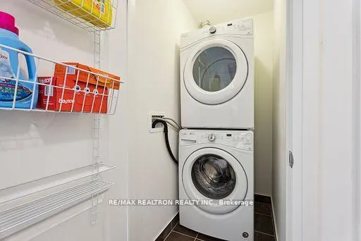 Photo 25 of Unit PH402, 555 William Graham Drive, Aurora, Rural Aurora — HOMEH